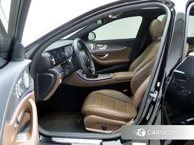 Mercedes-Benz E-Class W213 2022 Черный из Кореи, фото 4