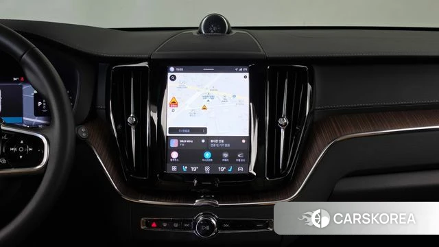 Volvo XC60 second Generation 2023 Белый из Кореи, фото 4
