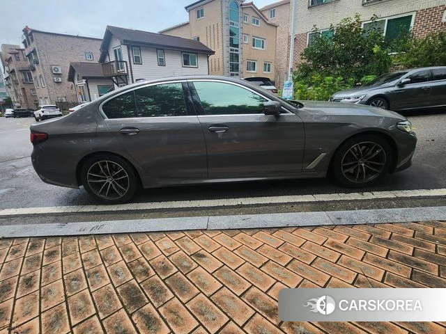 BMW 5 Series (G30) 2022 Серый из Кореи, фото 4