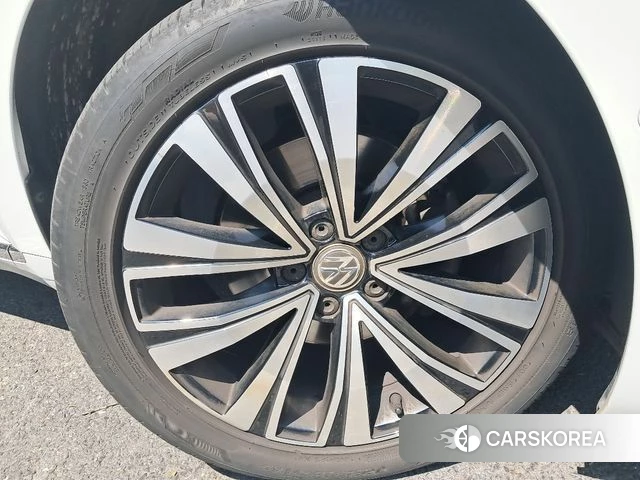 Volkswagen Arteon 2019 Белый из Кореи, фото 4