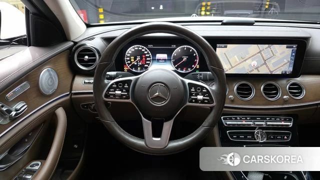 Mercedes-Benz E-Class W213 2019 Белый из Кореи, фото 4