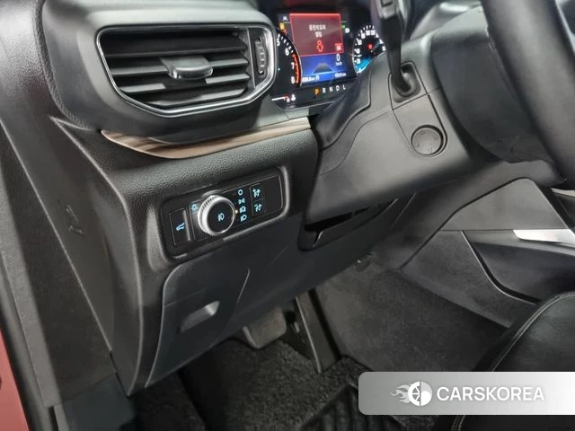 Ford Explorer 6th Generation 2021 Красный из Кореи, фото 4