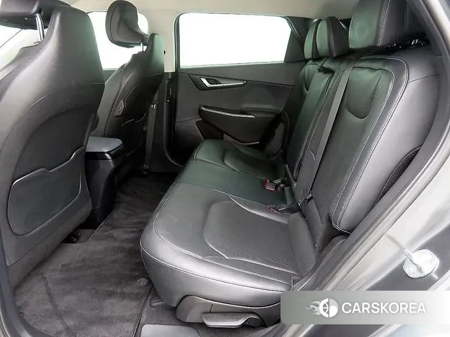 Kia EV6 2023 Серый из Кореи, фото 4