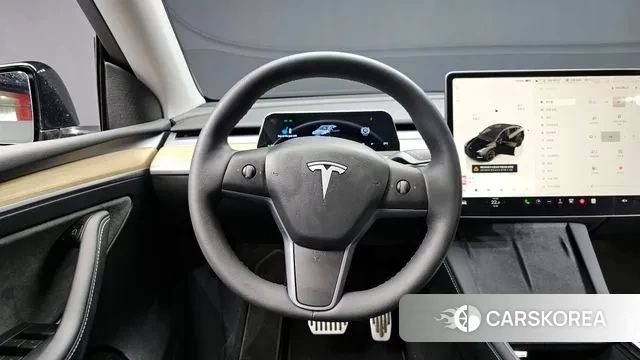 Tesla Model Y 2023 Черный из Кореи, фото 4