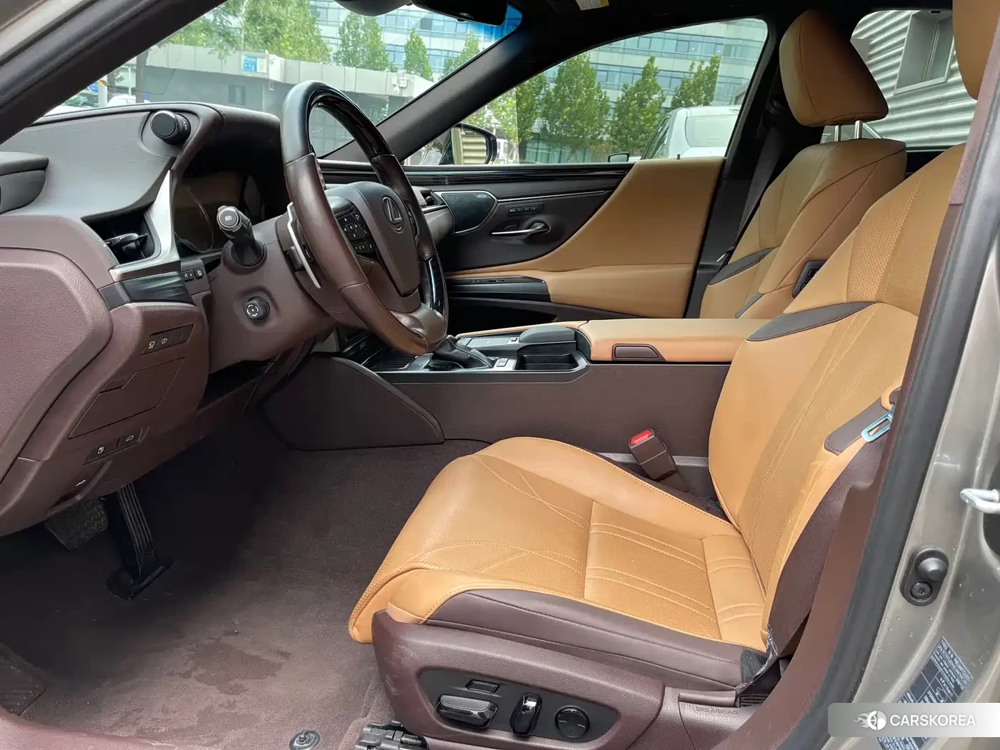 Lexus ES 2021 Silver/gray из Китая, фото 4