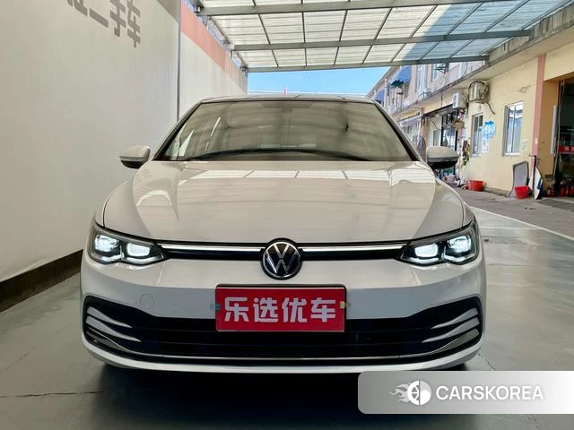 Volkswagen Golf 2022 Белый из Китая, фото 4