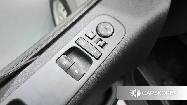 Hyundai Staria 2021 Серебряный из Кореи, фото 4