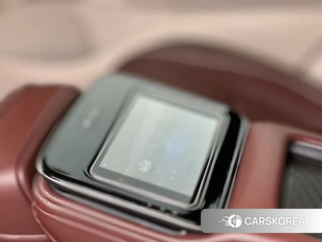 Mercedes-Benz Maybach GLS 2022 Серебристо-серый из Китая, фото 4