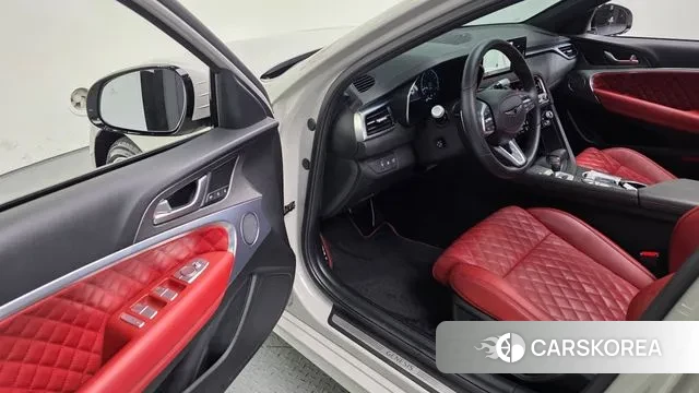 Genesis The New G70 2023 Серебристо-серый из Кореи, фото 4