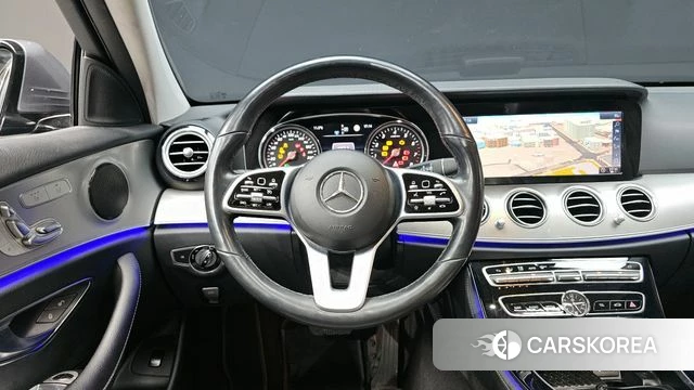 Mercedes-Benz E-Class W213 2019 Серый из Кореи, фото 4