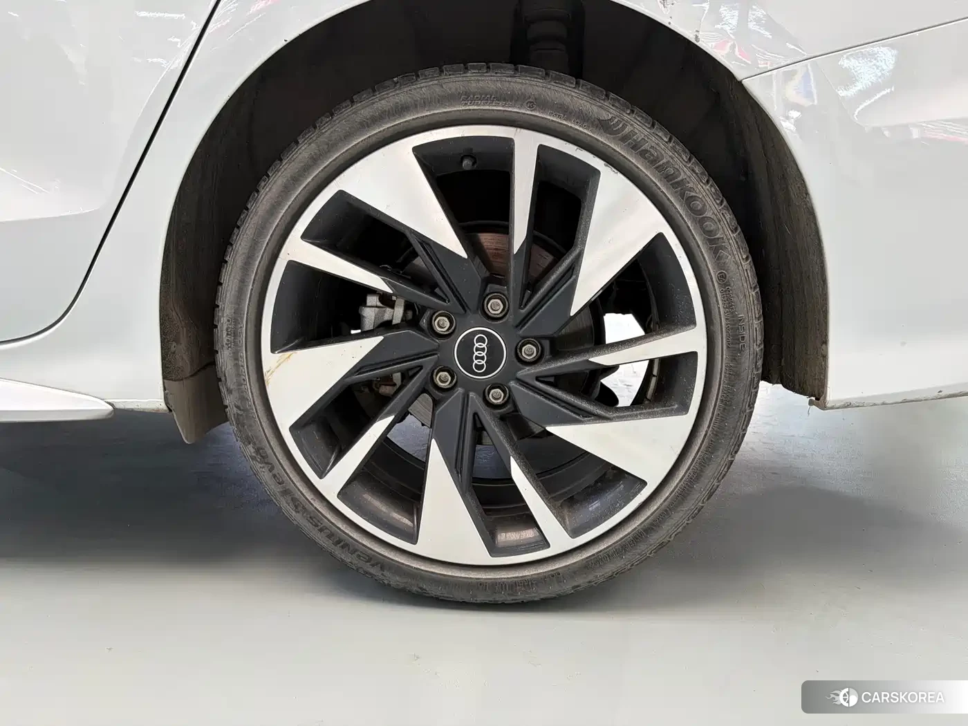 Audi A3 2024 Белый из Китая, фото 4