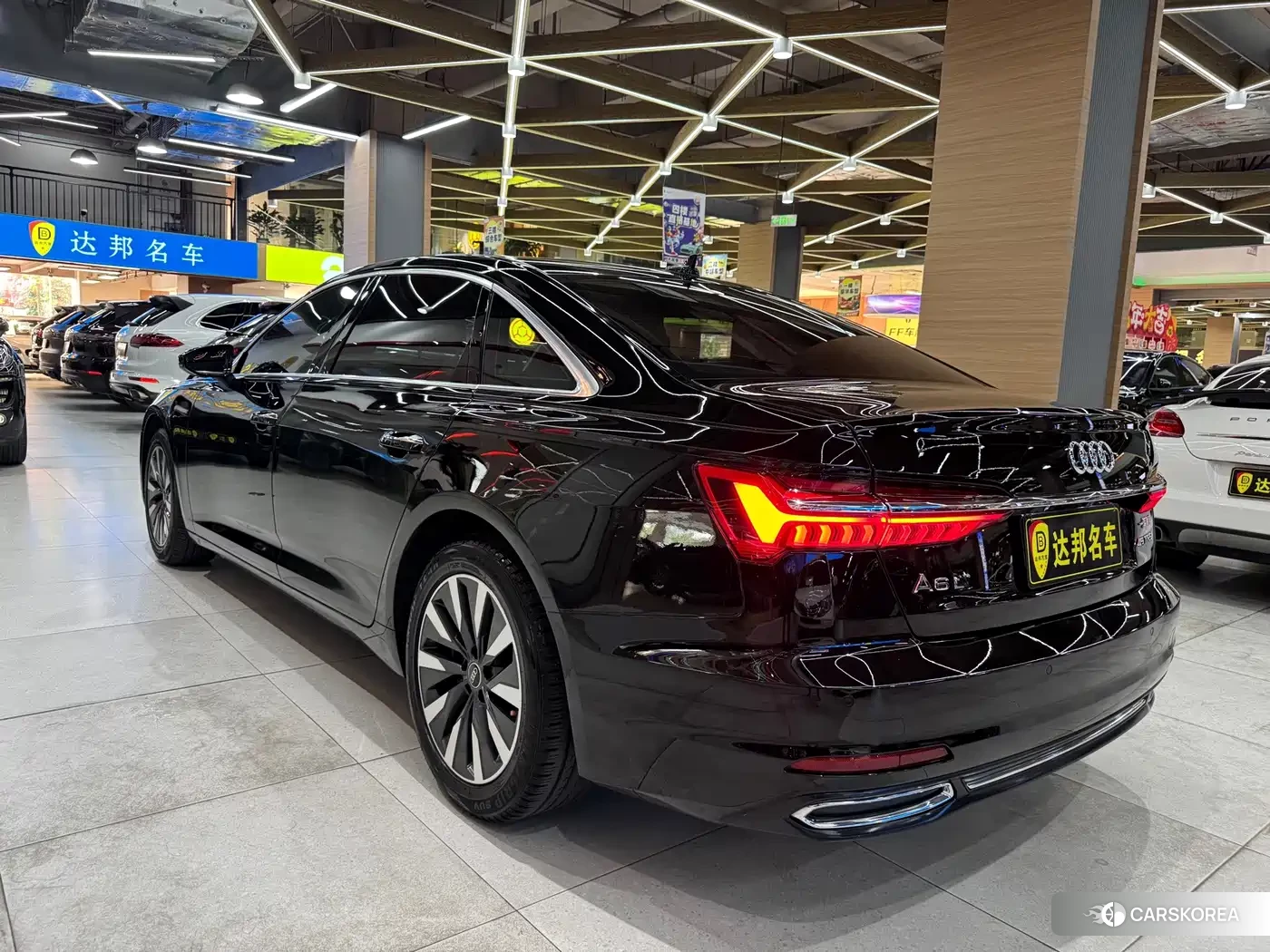Audi A6L 2022 Черный из Китая, фото 4