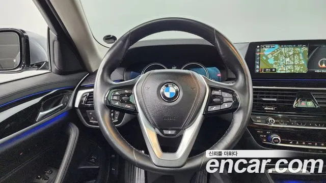 BMW 5 Series (G30) 2018 Серебристо-серый из Кореи, фото 4