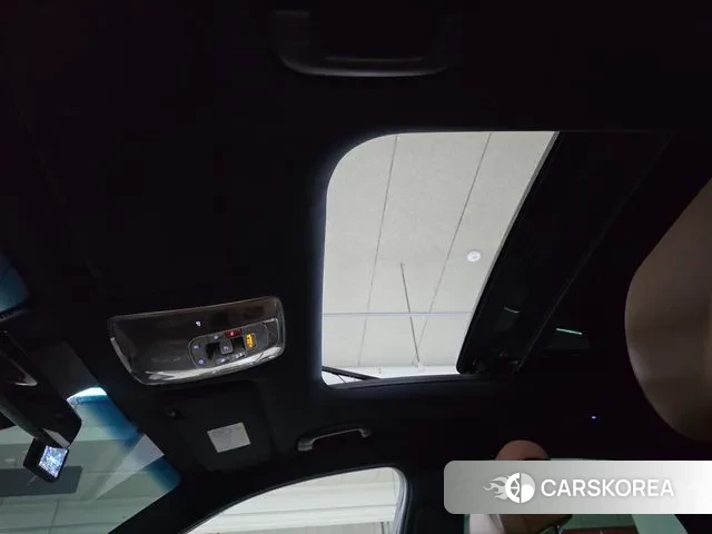 Genesis GV70 2023 Темно-зеленый из Кореи, фото 4