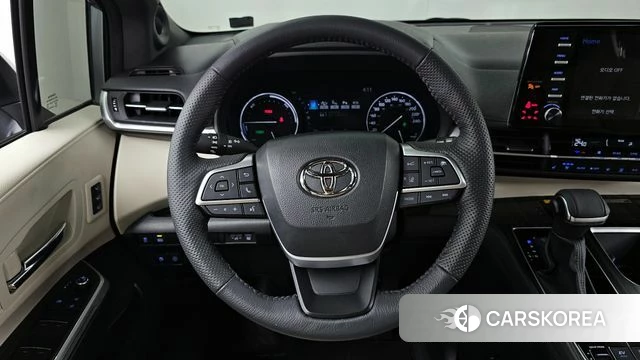 Toyota Sienna 4th Generation 2024 Серебряный из Кореи, фото 4