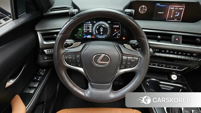 Lexus UX300e 2022 Серый из Кореи, фото 4