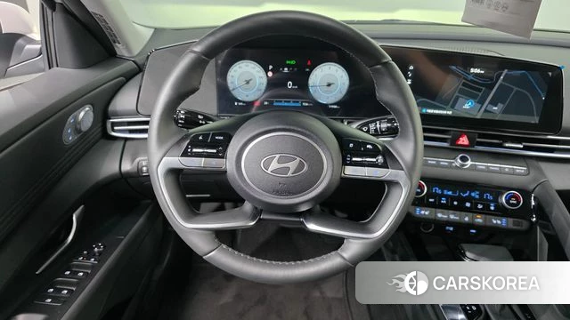 Hyundai The New Avante (CN7) 2025 Серебристо-серый из Кореи, фото 4