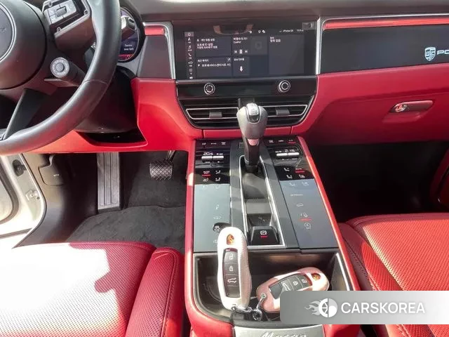 Porsche Macan 2023 Белый из Кореи, фото 4