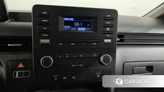 Hyundai Staria 2021 Белый из Кореи, фото 4