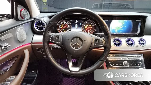 Mercedes-Benz E-Class W213 2018 Белый из Кореи, фото 4