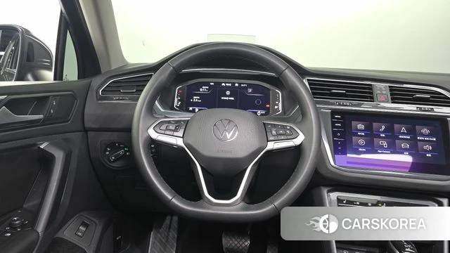 Volkswagen Tiguan second Generation 2022 Серый из Кореи, фото 4