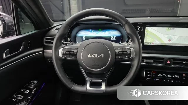 Kia K5 3rd generation 2023 Серый из Кореи, фото 4