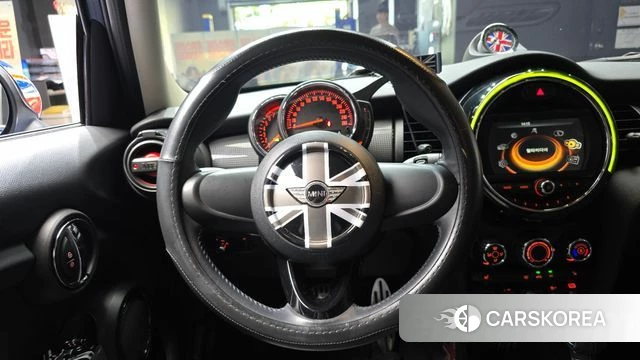 Mini Cooper 2018 Синий из Кореи, фото 4