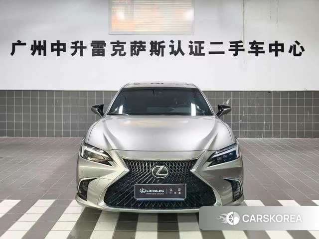 Lexus ES 2025 Серебристо-серый из Китая, фото 4