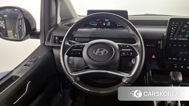 Hyundai Staria 2023 Серебряный из Кореи, фото 4