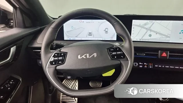 Kia EV6 2023 Белый из Кореи, фото 4