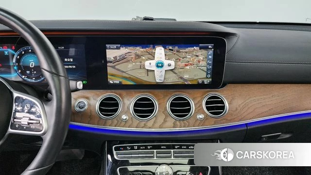 Mercedes-Benz E-Class W213 2019 Белый из Кореи, фото 4