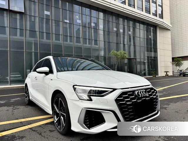 Audi A3 2023 Белый из Китая, фото 4