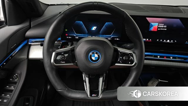 BMW i5 (G60) 2023 Белый из Кореи, фото 4