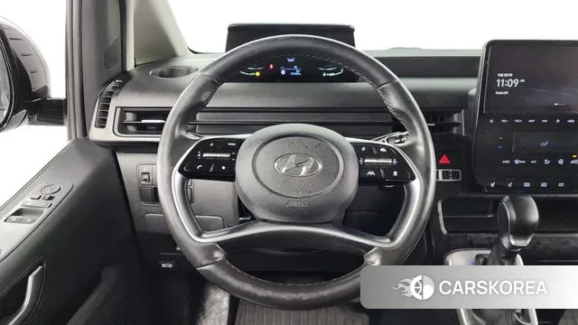 Hyundai Staria 2022 Серебряный из Кореи, фото 4