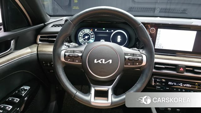Kia K5 3rd generation 2022 Белый из Кореи, фото 4