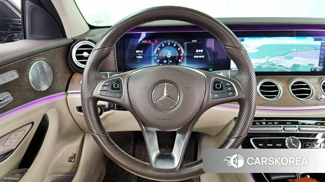 Mercedes-Benz E-Class W213 2018 Черный из Кореи, фото 4