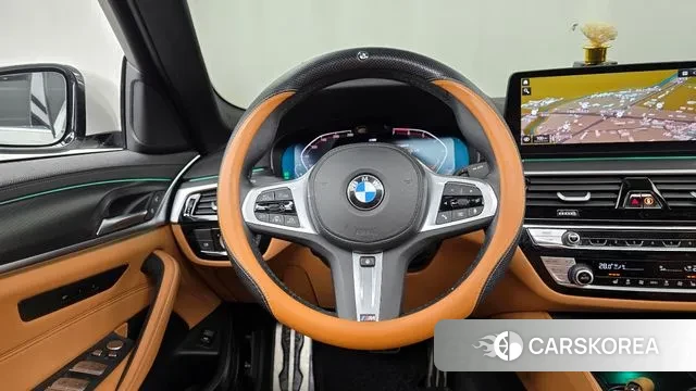 BMW 5 Series (G30) 2022 Белый из Кореи, фото 4