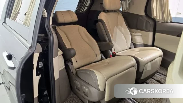 Kia Carnival 4th generation 2023 Черный из Кореи, фото 4