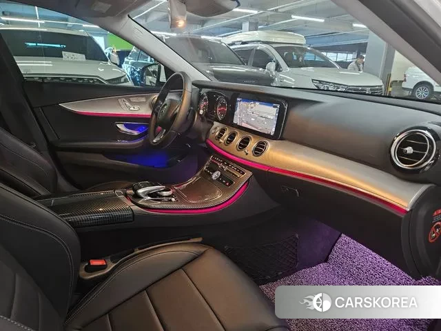 Mercedes-Benz E-Class W213 2018 Белый из Кореи, фото 4