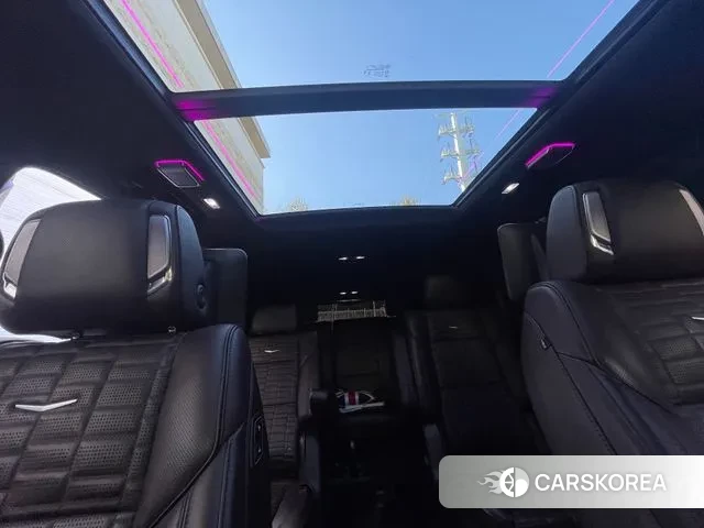 Cadillac Escalade 5th Generation 2023 Черный из Кореи, фото 4