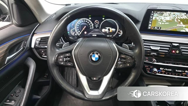 BMW 5 Series (G30) 2018 Черный из Кореи, фото 4