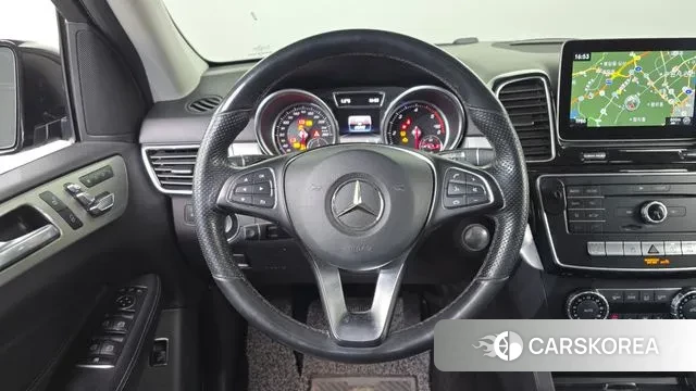Mercedes-Benz GLE - Class W166 2018 Черный из Кореи, фото 4