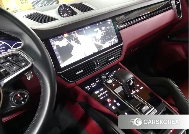 Porsche Cayenne (PO536) 2019 Черный из Кореи, фото 4