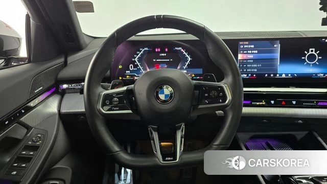 BMW 5 Series (G60) 2023 Серый из Кореи, фото 4