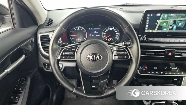 Kia Seltos 2019 Белый из Кореи, фото 4