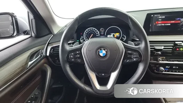 BMW 5 Series (G30) 2019 Серый из Кореи, фото 4