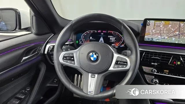 BMW 5 Series (G30) 2022 Белый из Кореи, фото 4