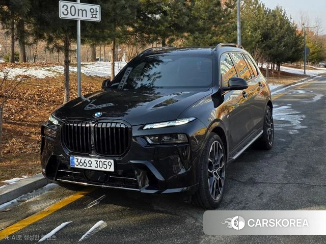 BMW X7 (G07) 2026 Черный из Кореи, фото 4