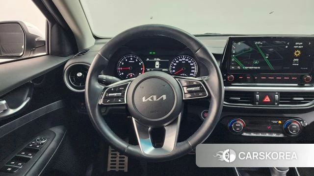 Kia The New K3 2nd generation 2024 Белый из Кореи, фото 4