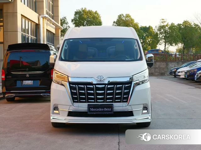 Toyota Hiace 2025 Белый из Китая, фото 4